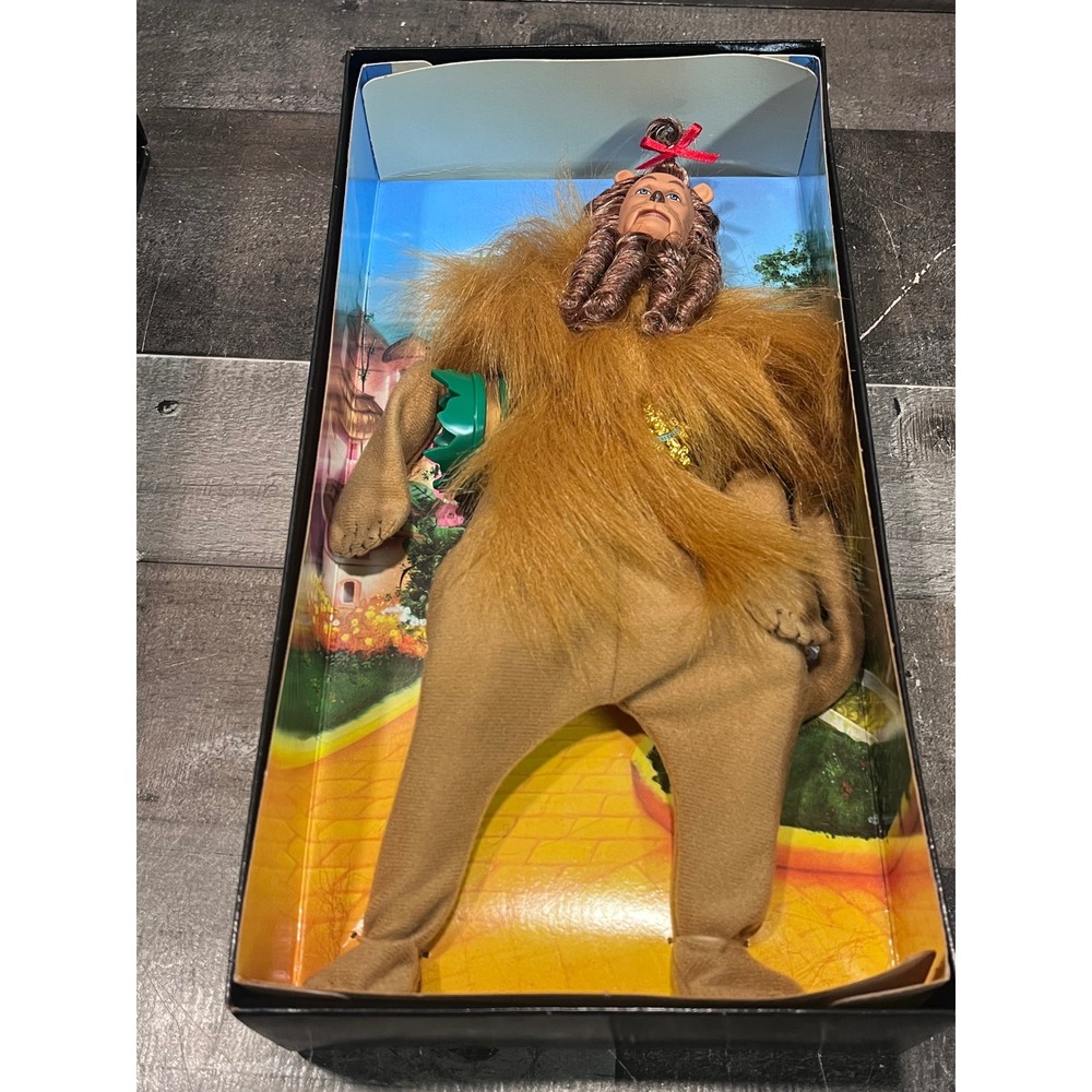 Barbie Wizard of Oz Cowardly Lion Ken Doll Pink Label Collector K8688 2006 New - Picture 9 of 9